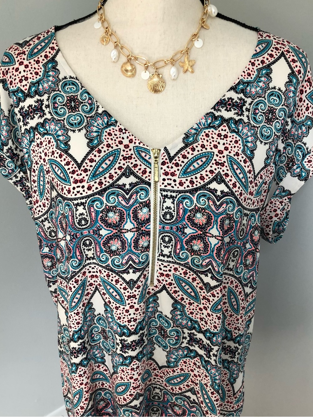 Express Zip Front Print Top Size Large